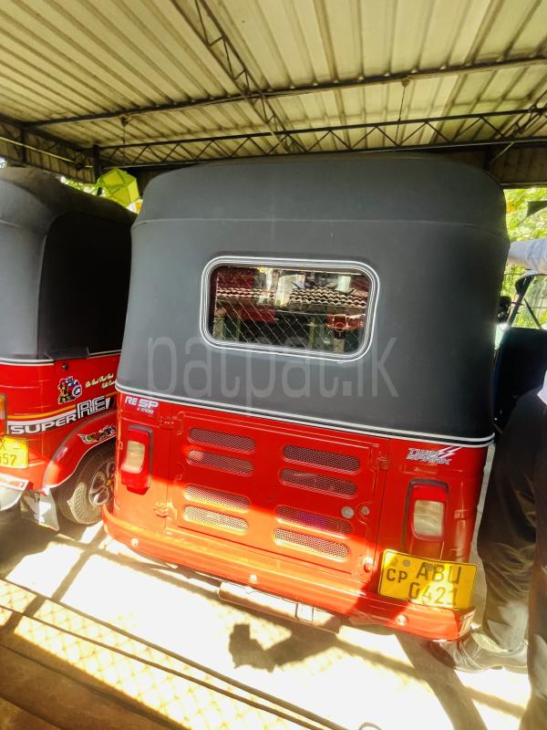 Bajaj 4 stroke 2018 - பயன்படுத்தப்பட்டது முச்சக்கர வண்டி sale in Sri Lanka - patpat.lk