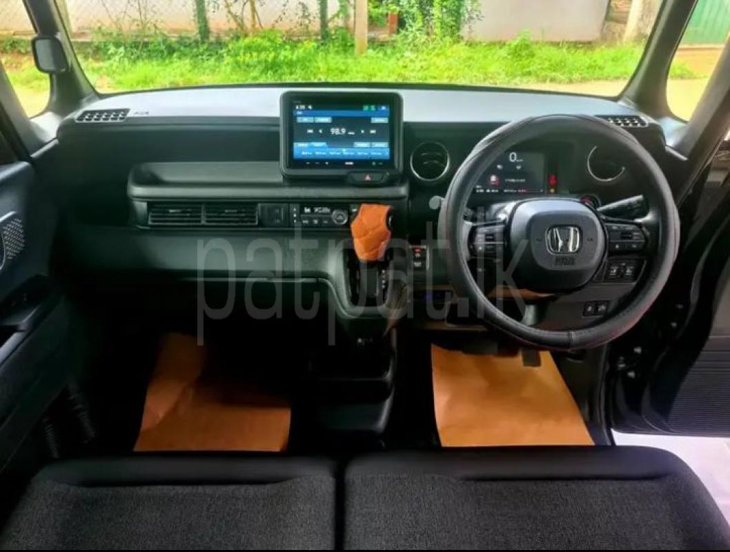 Advertisement image 6