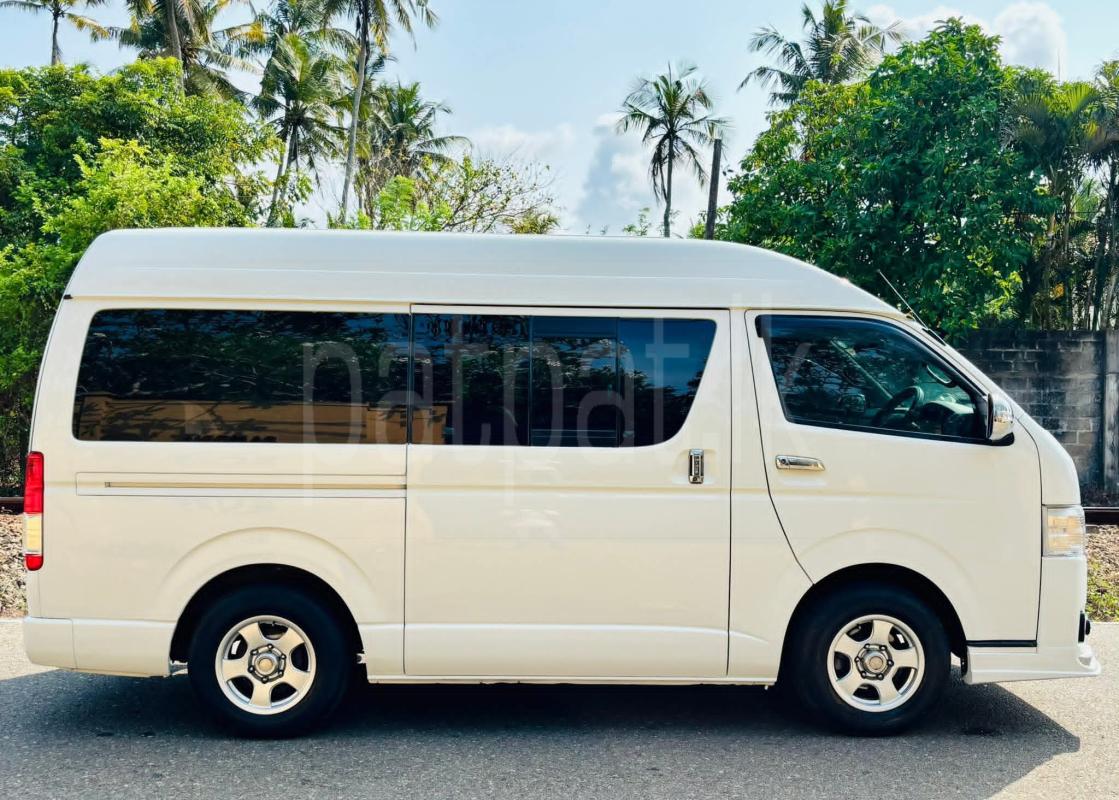 Toyota Hiace 2012 - නැවත සකස් කල වෑන් රථය sale in Sri Lanka - patpat.lk