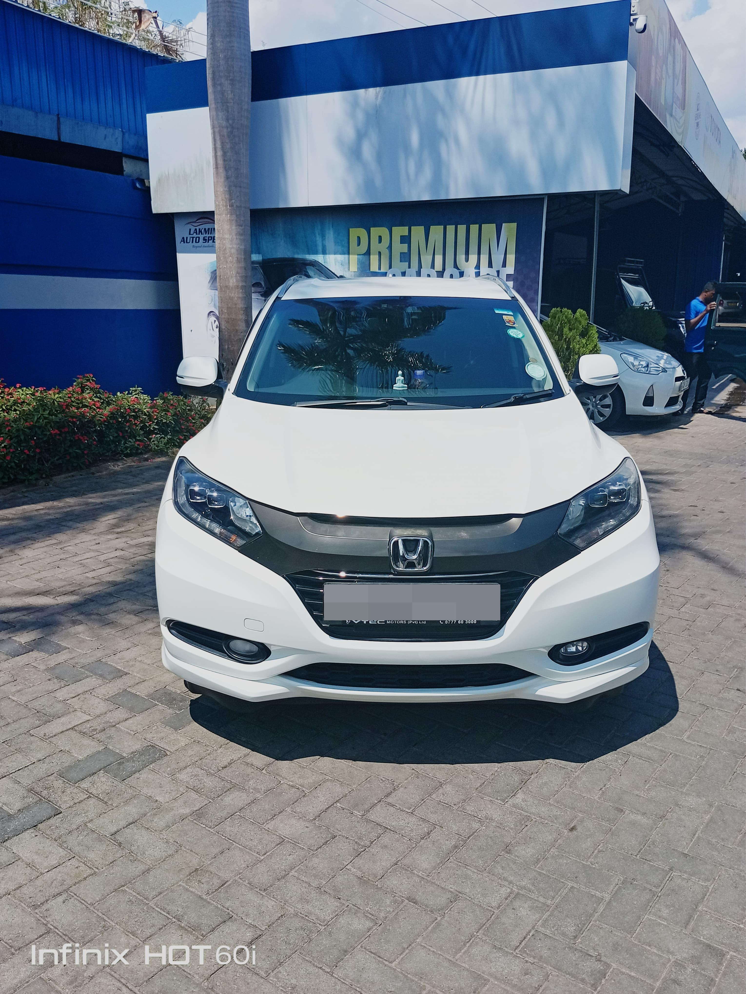 Honda Vezel 2014 - பயன்படுத்தப்பட்டது SUV sale in Sri Lanka - patpat.lk