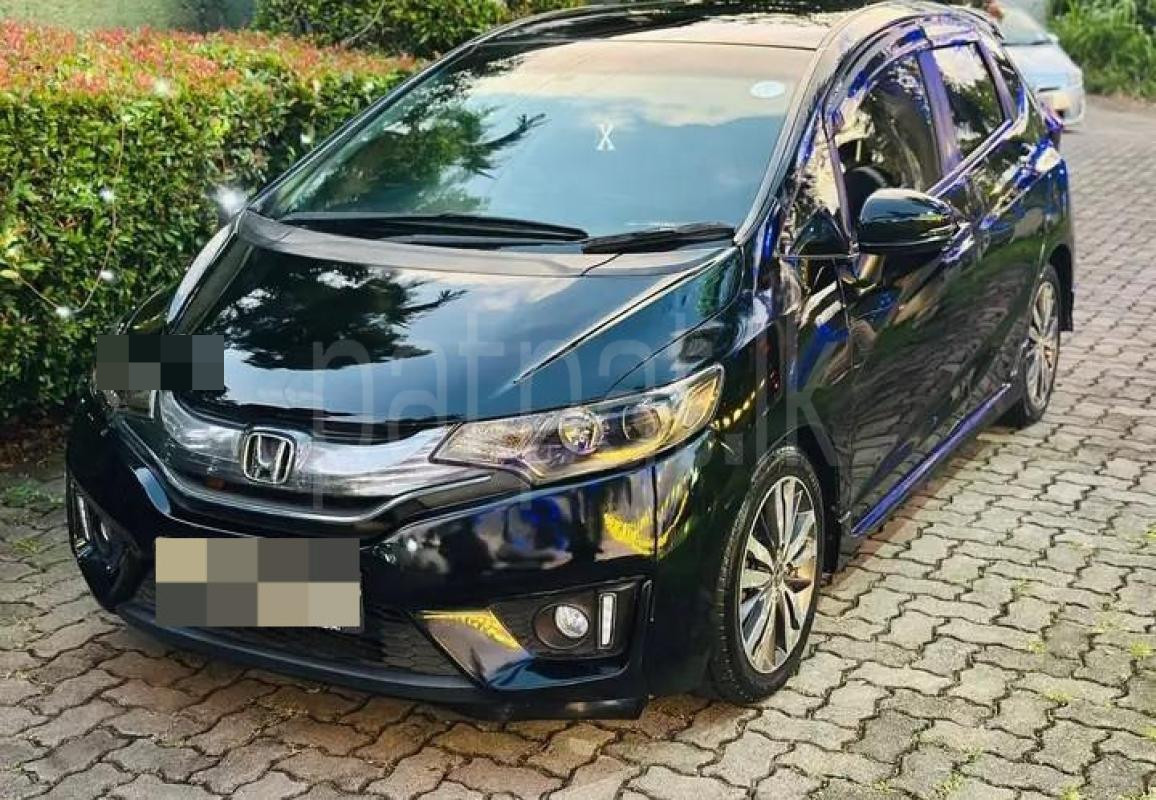 Honda FIT S HYBRID 2013 - භාවිතා කරන ලද කාර් sale in Sri Lanka - patpat.lk