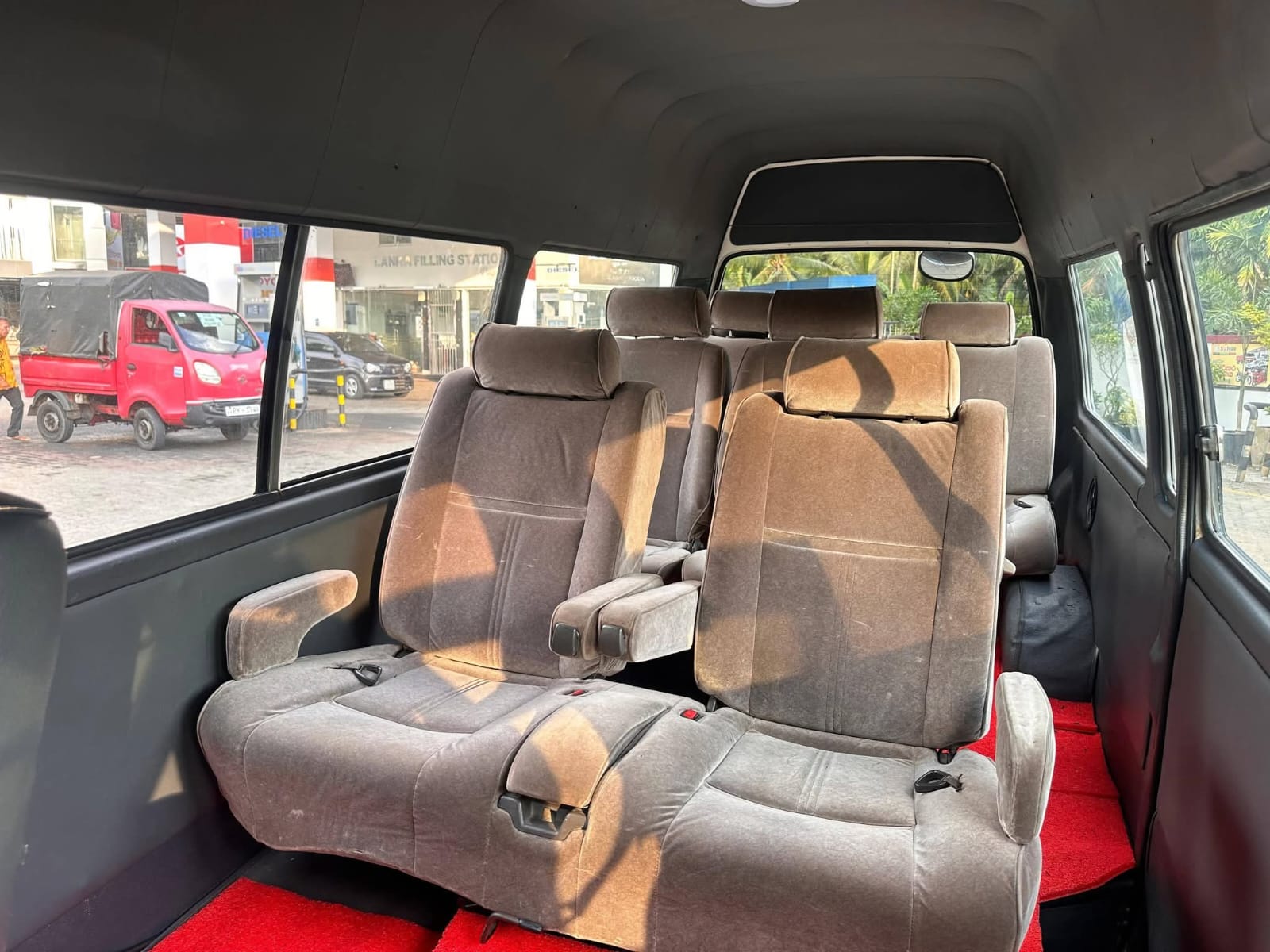 Toyota Hiace 2000 - Used Van sale in Sri Lanka - patpat.lk