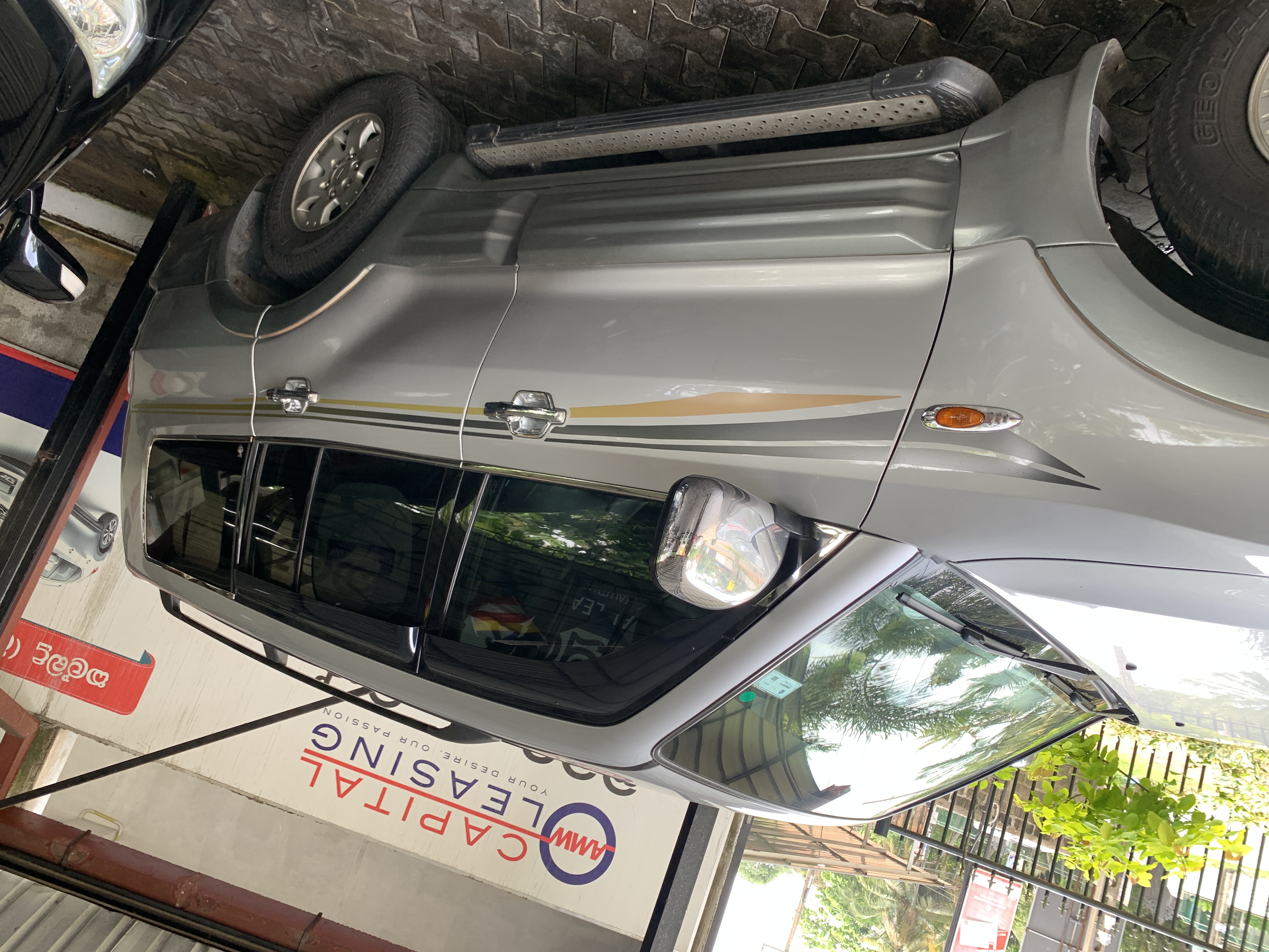 Mitsubishi Montero 2002 - பயன்படுத்தப்பட்டது SUV sale in Sri Lanka - patpat.lk
