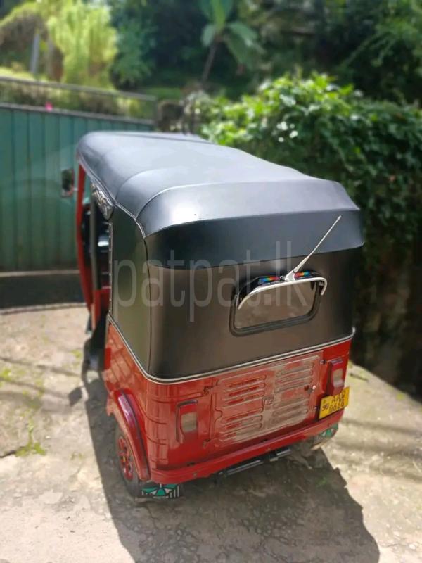Bajaj 4 stroke 2014 - பயன்படுத்தப்பட்டது முச்சக்கர வண்டி sale in Sri Lanka - patpat.lk