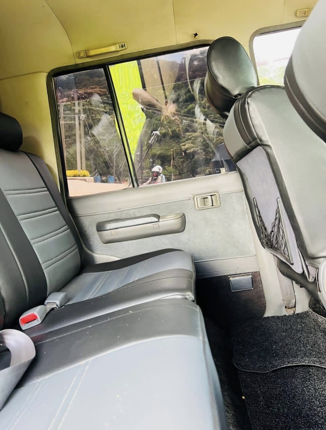 Toyota Land Cruiser Prado 1995 - භාවිතා කරන ලද SUV රථය sale in Sri Lanka - patpat.lk