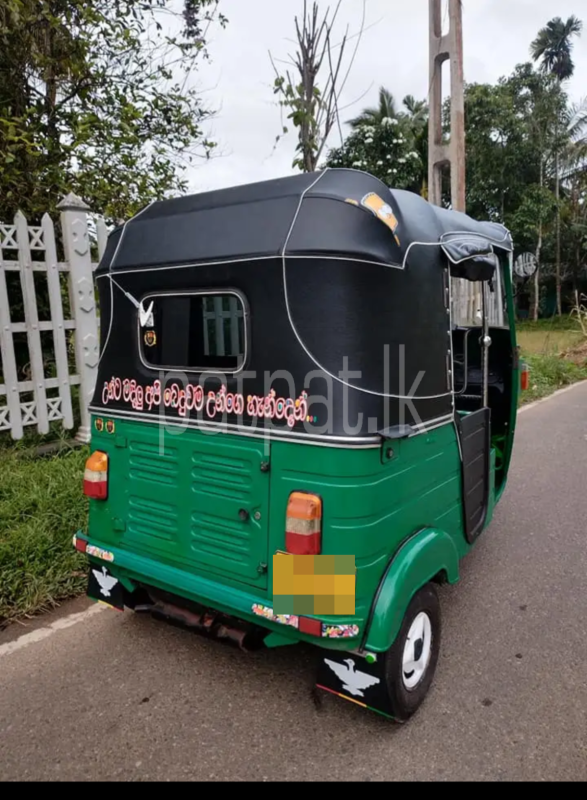 Bajaj 4 stroke 2011 - භාවිතා කරන ලද ත්‍රිරෝද රථය sale in Sri Lanka - patpat.lk