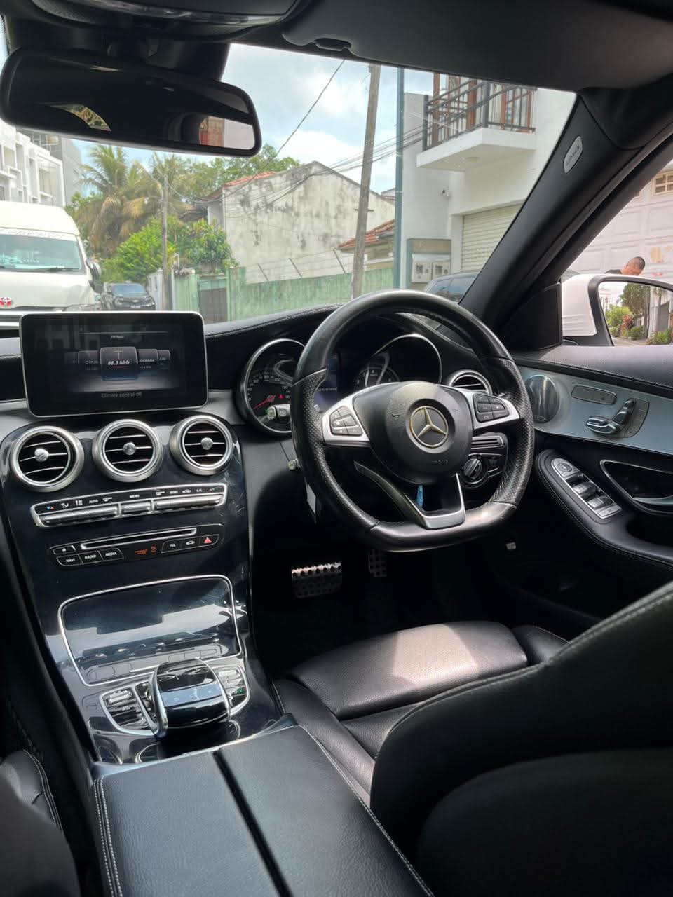 Mercedes Benz C200 2015 - Used Car sale in Sri Lanka - patpat.lk