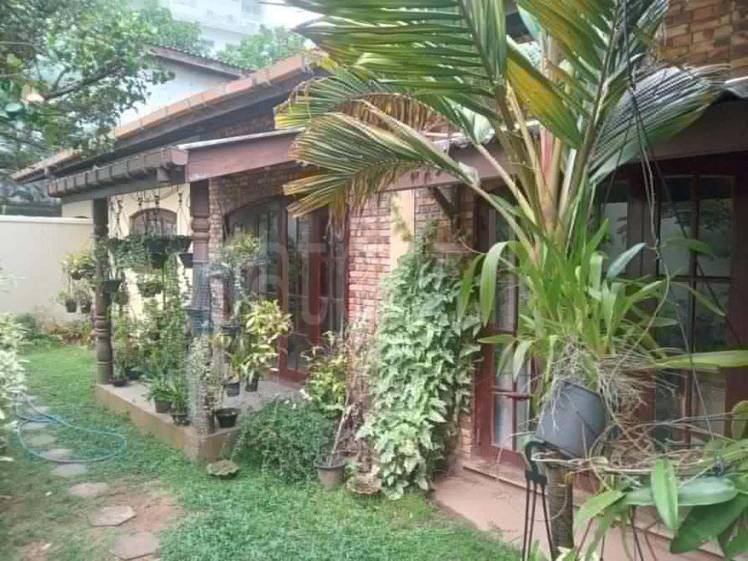 House for Sale in Nugegoda ads-image-1