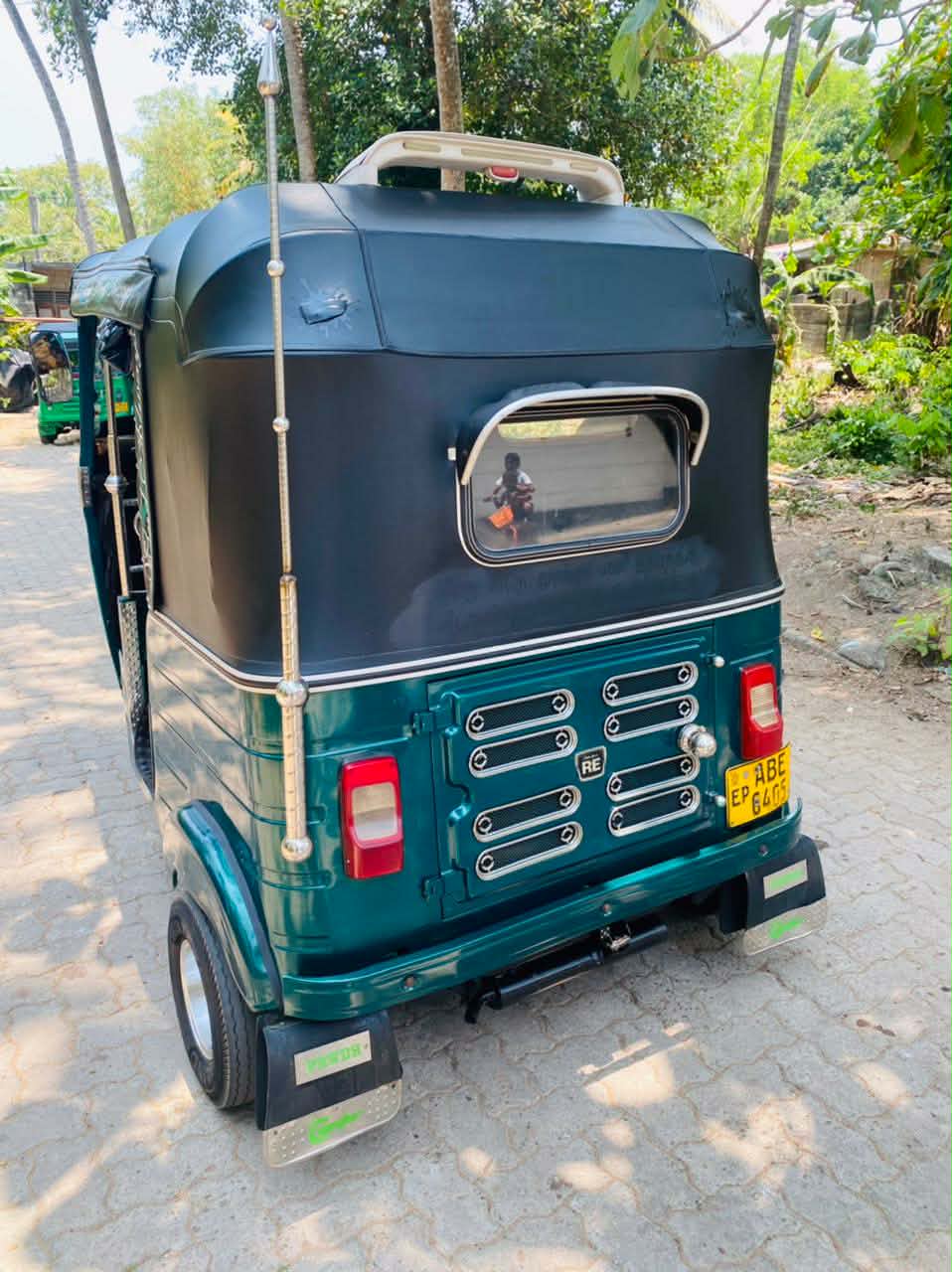 Bajaj Three Wheel 2015 - Used Three wheeler sale in Sri Lanka - patpat.lk