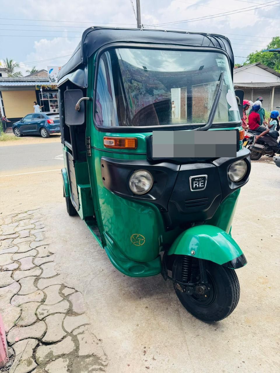 Bajaj Three Wheel 2017 - Used Three wheeler sale in Sri Lanka - patpat.lk