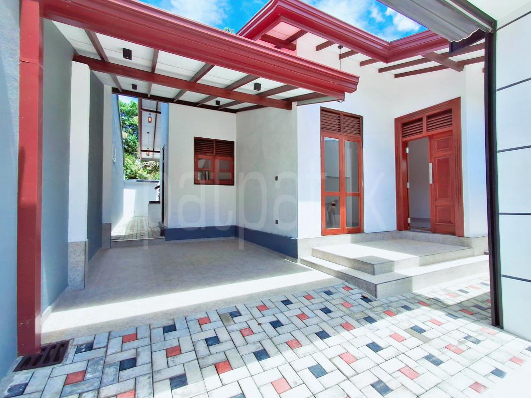 House for Sale in Piliyandala