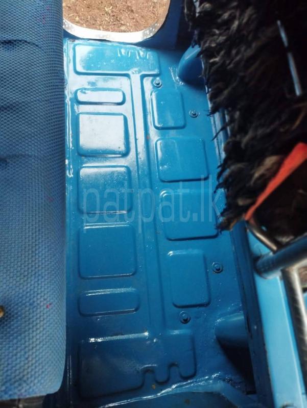 Bajaj Three Wheel 2015 - பயன்படுத்தப்பட்டது முச்சக்கர வண்டி sale in Sri Lanka - patpat.lk