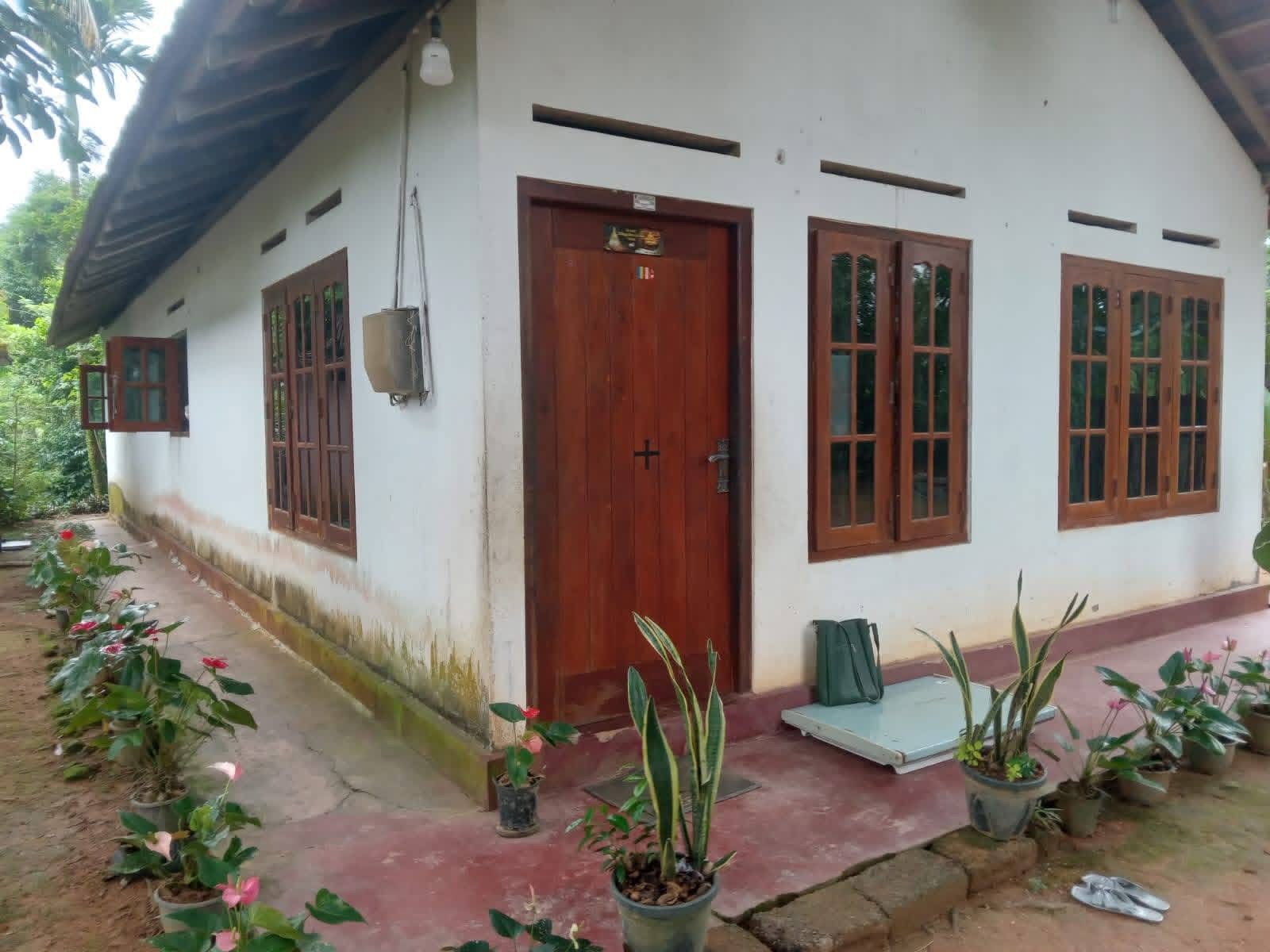 House for Sale in Galle ads-image-1