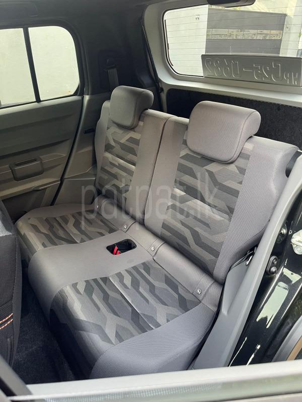 Advertisement image 6