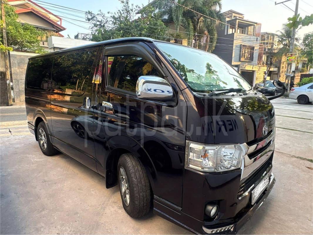 Toyota Hiace 2015 - Used Van sale in Sri Lanka - patpat.lk