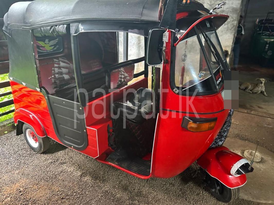 Bajaj 2 stroke 2004 - භාවිතා කරන ලද ත්‍රිරෝද රථය sale in Sri Lanka - patpat.lk