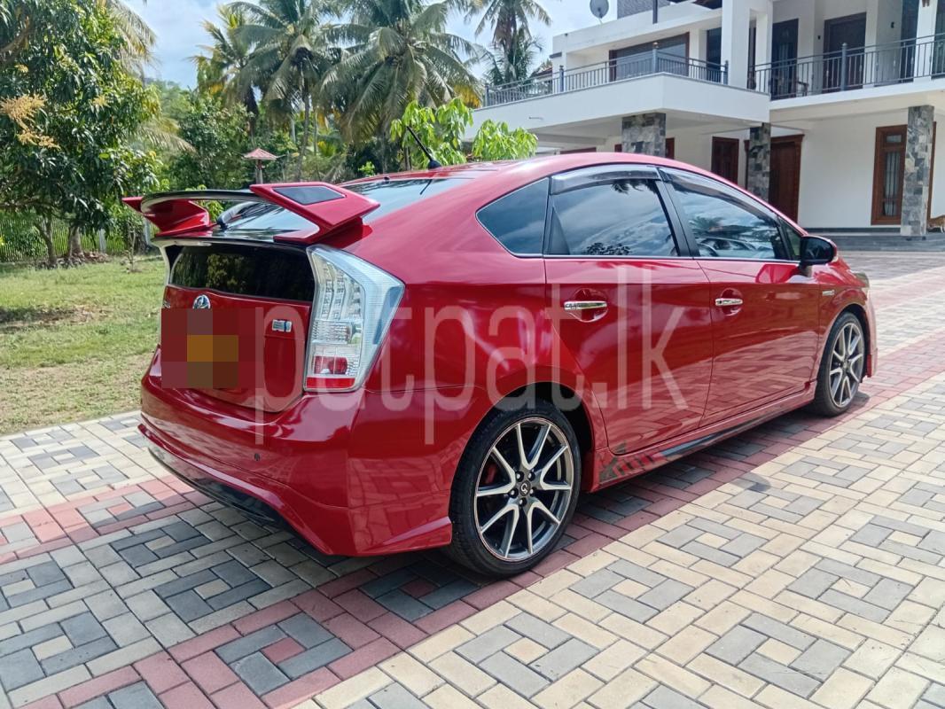 Toyota Prius 2013 - Used Car sale in Sri Lanka - patpat.lk