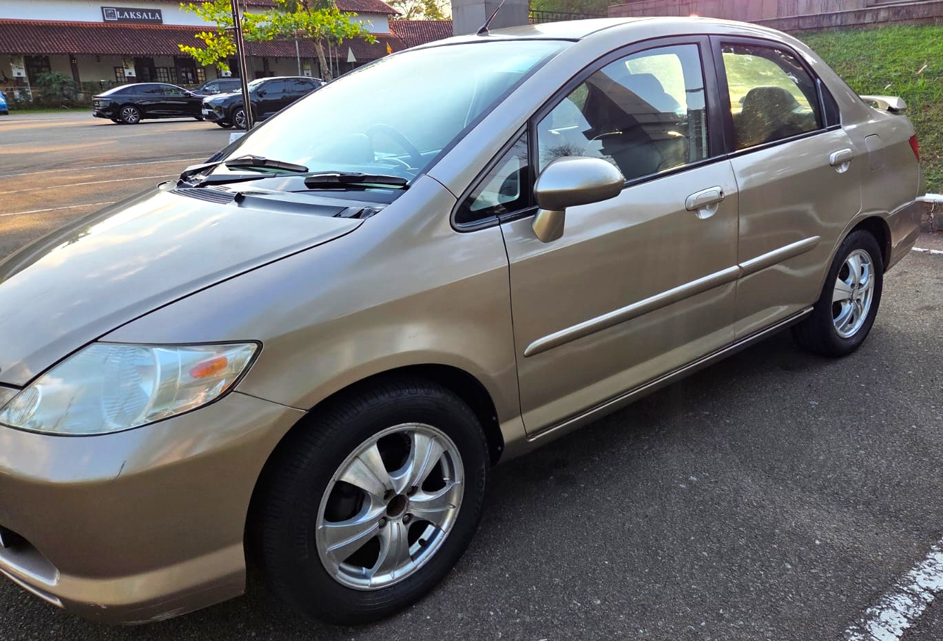 Advertisement image 3