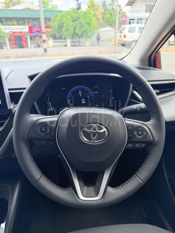 Toyota Corolla 2024 - சான்றளிக்கப்பட்டது கார் sale in Sri Lanka - patpat.lk