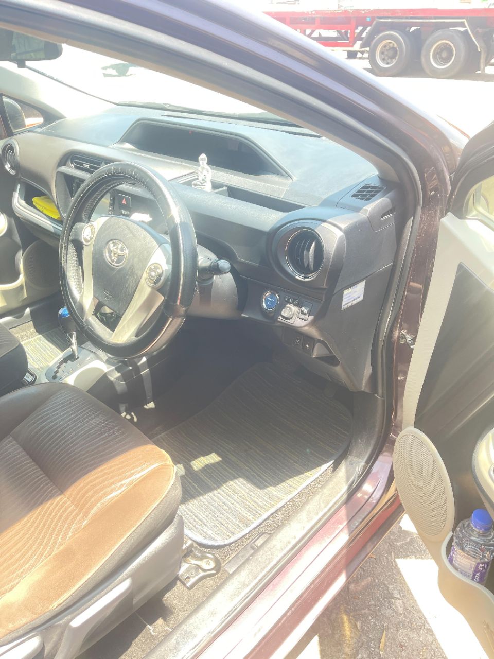 Toyota Aqua 2014 - Used Car sale in Sri Lanka - patpat.lk