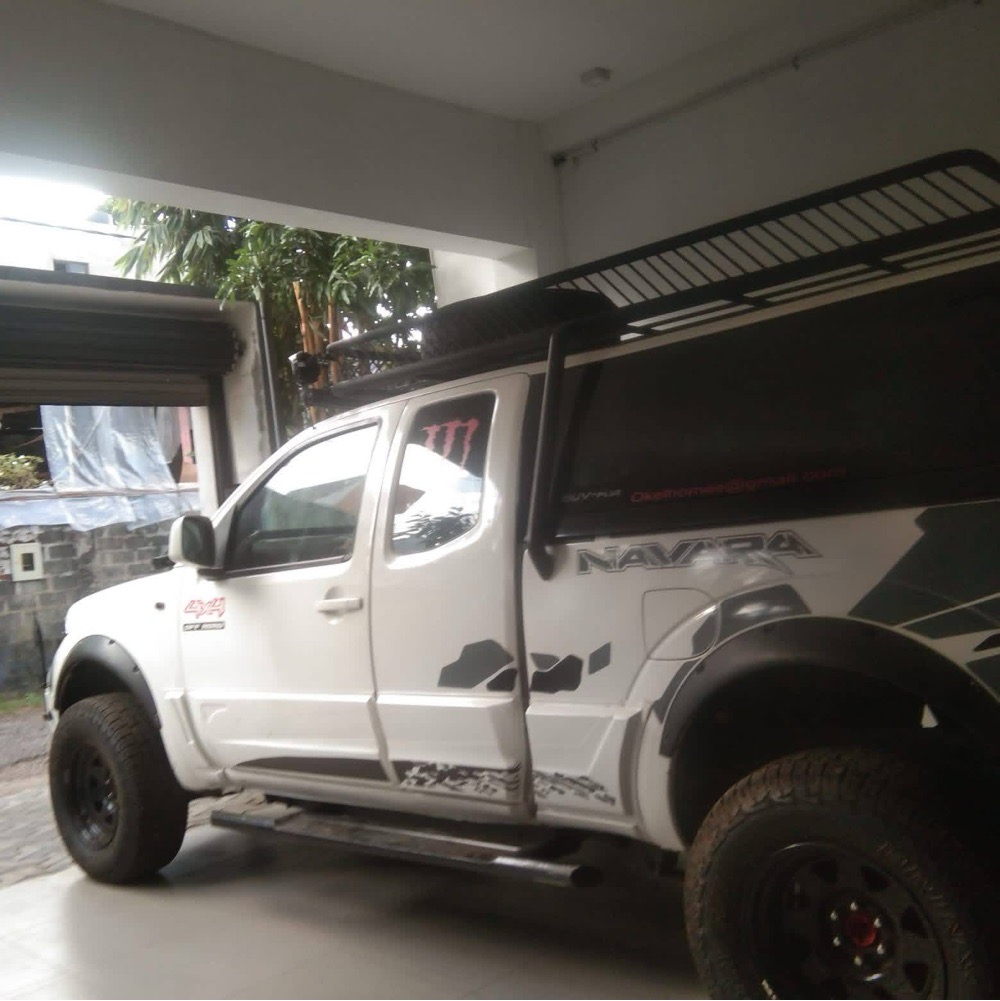 Nissan Navara 2010 - භාවිතා කරන ලද භාණ්ඩ ප්‍රවාහන sale in Sri Lanka - patpat.lk