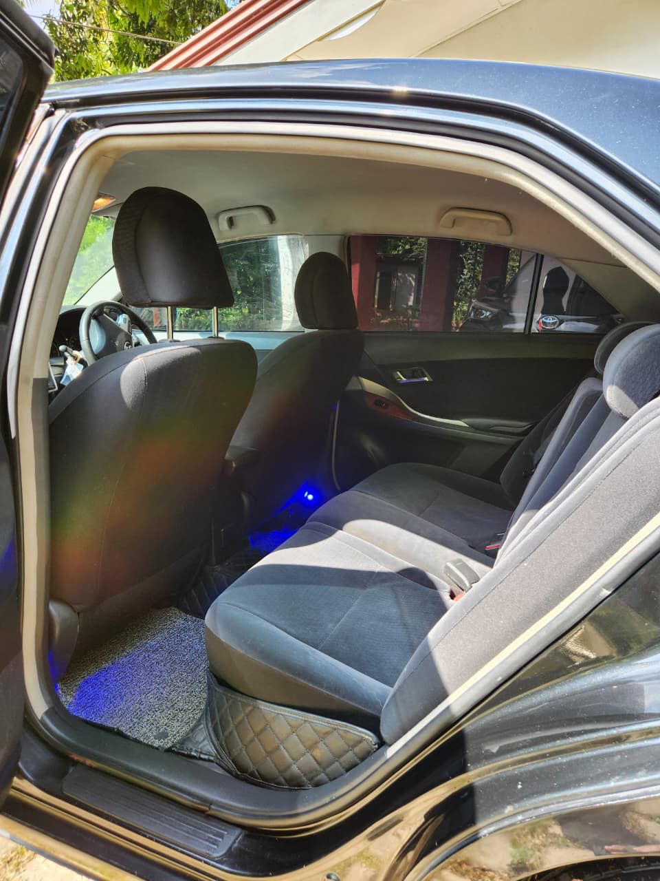 Toyota Allion 2011 - Used Car sale in Sri Lanka - patpat.lk