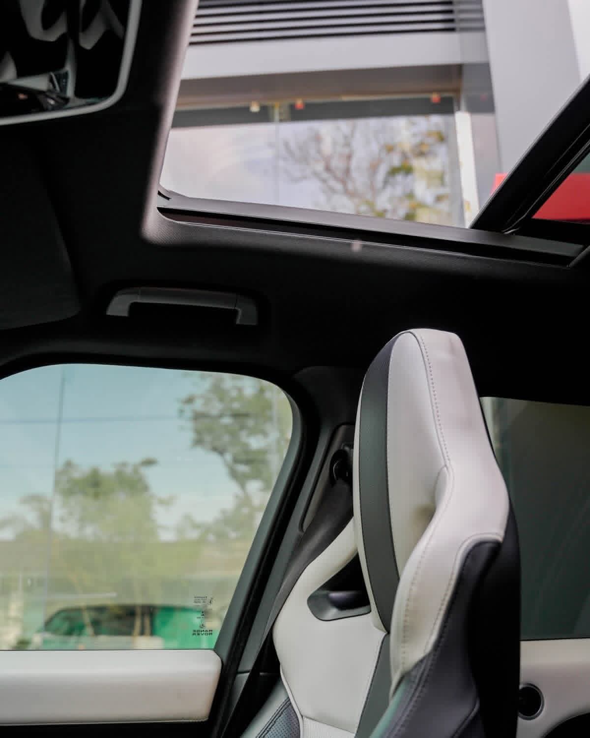 Land Rover Range Rover 2017 - Used SUV sale in Sri Lanka - patpat.lk