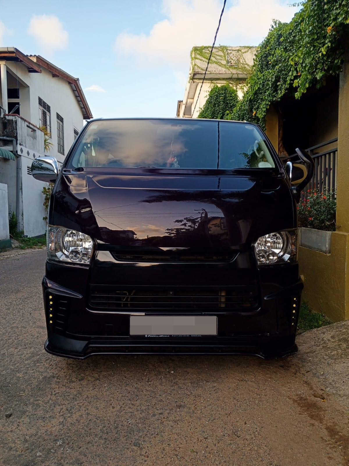 Toyota Hiace 2015 ads-image-1