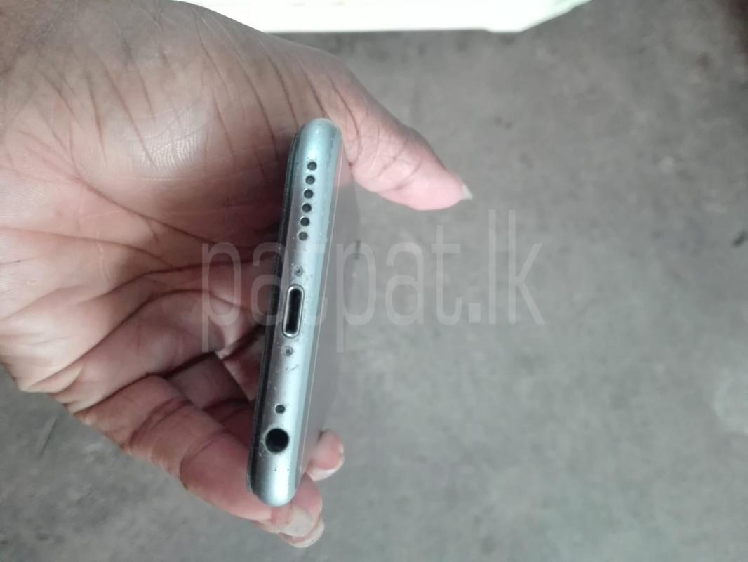 apple Iphone 6s ads-image-1