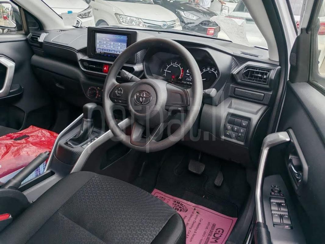 Advertisement image 6