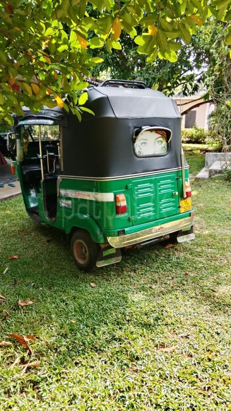 Bajaj 4 stroke 2011 - භාවිතා කරන ලද ත්‍රිරෝද රථය sale in Sri Lanka - patpat.lk