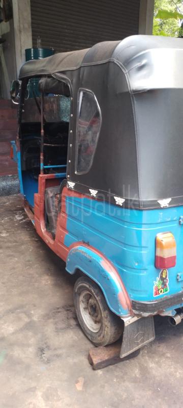 Bajaj Three Wheel 2010 - භාවිතා කරන ලද ත්‍රිරෝද රථය sale in Sri Lanka - patpat.lk
