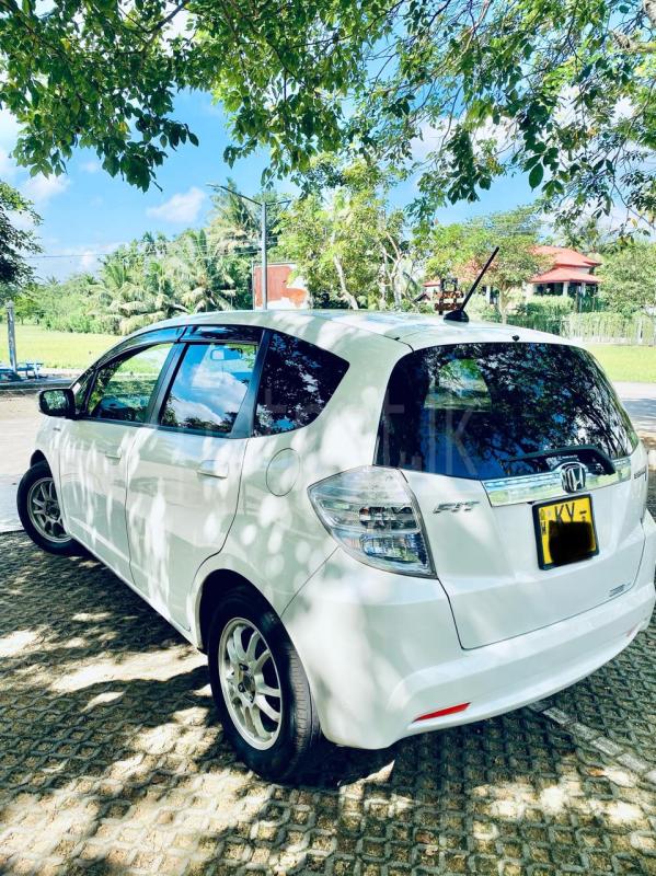 Advertisement image 3