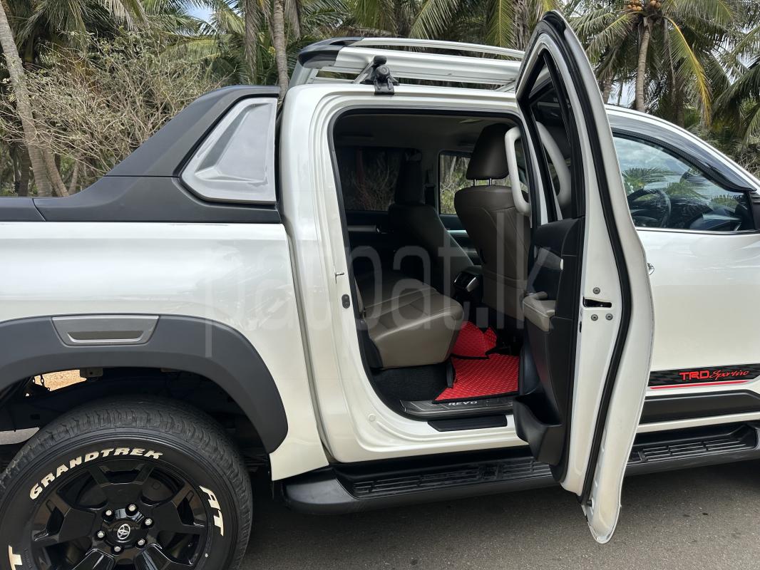 Advertisement image 4