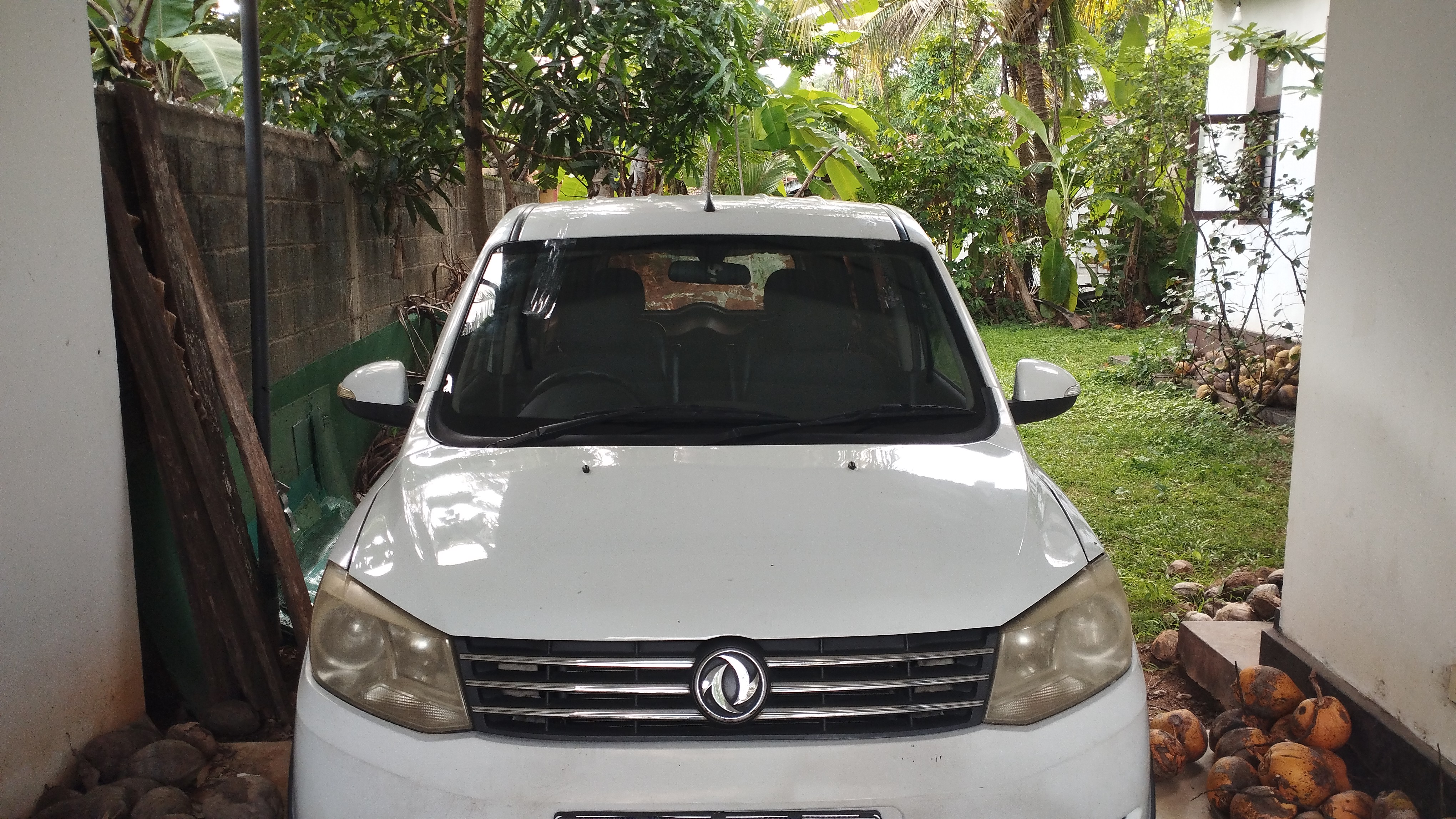 DFSK Glory 2017 - பயன்படுத்தப்பட்டது SUV sale in Sri Lanka - patpat.lk