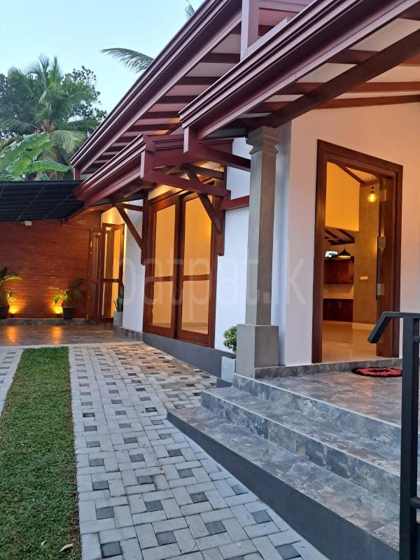 House for Sale in Kaduwela
