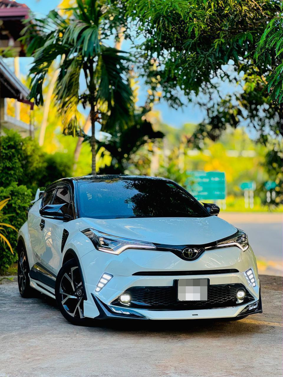 Toyota CHR 2018 - பயன்படுத்தப்பட்டது SUV sale in Sri Lanka - patpat.lk
