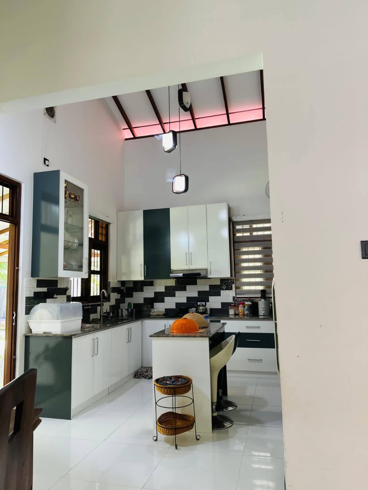 House for Sale in Minuwangoda