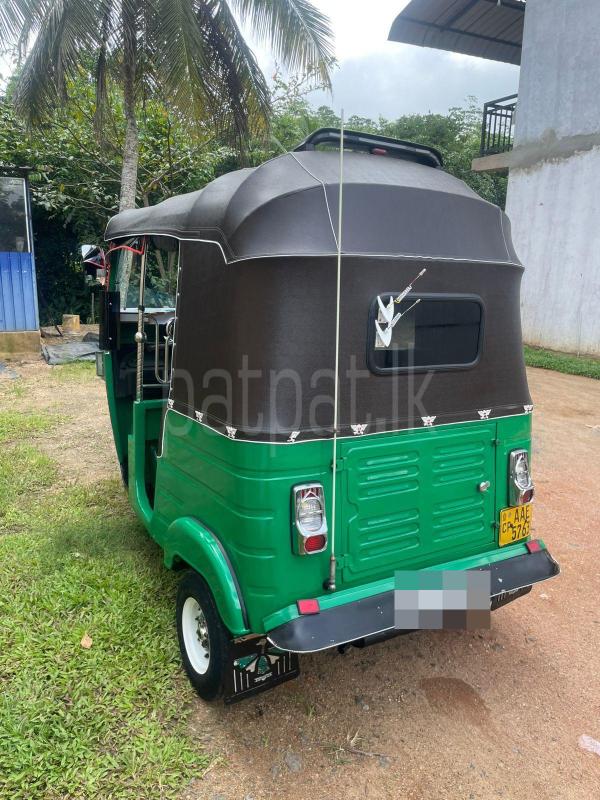 Bajaj 4 stroke 2012 - භාවිතා කරන ලද ත්‍රිරෝද රථය sale in Sri Lanka - patpat.lk