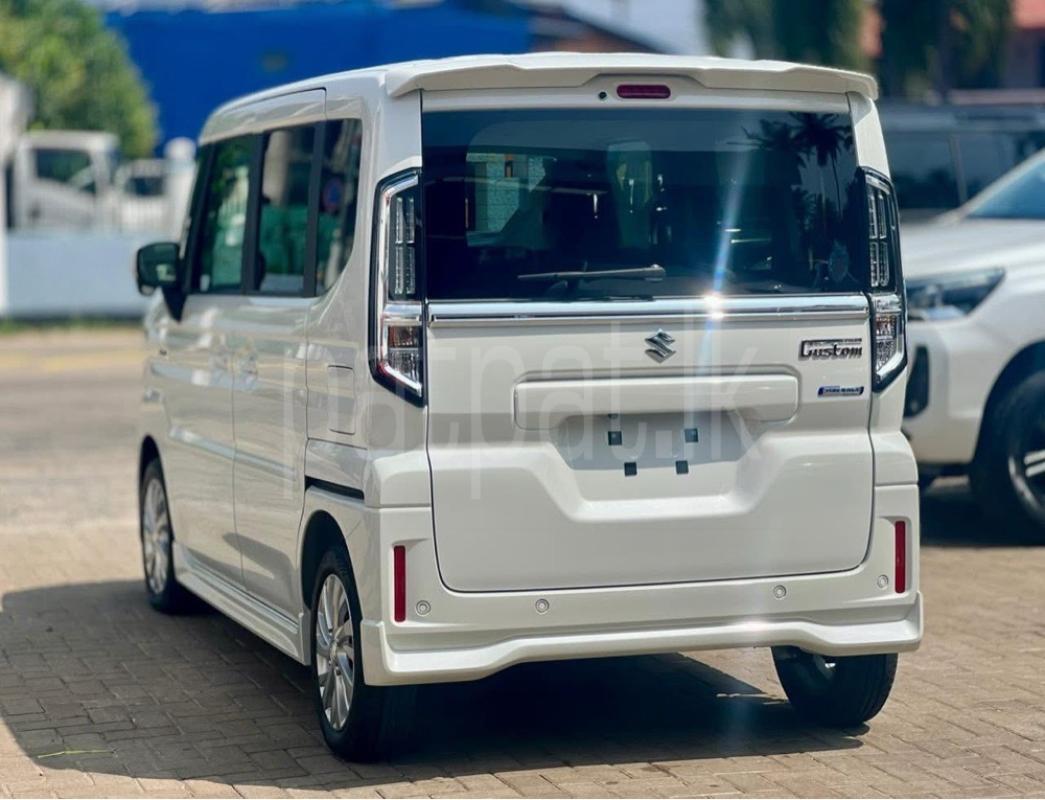 Advertisement image 4