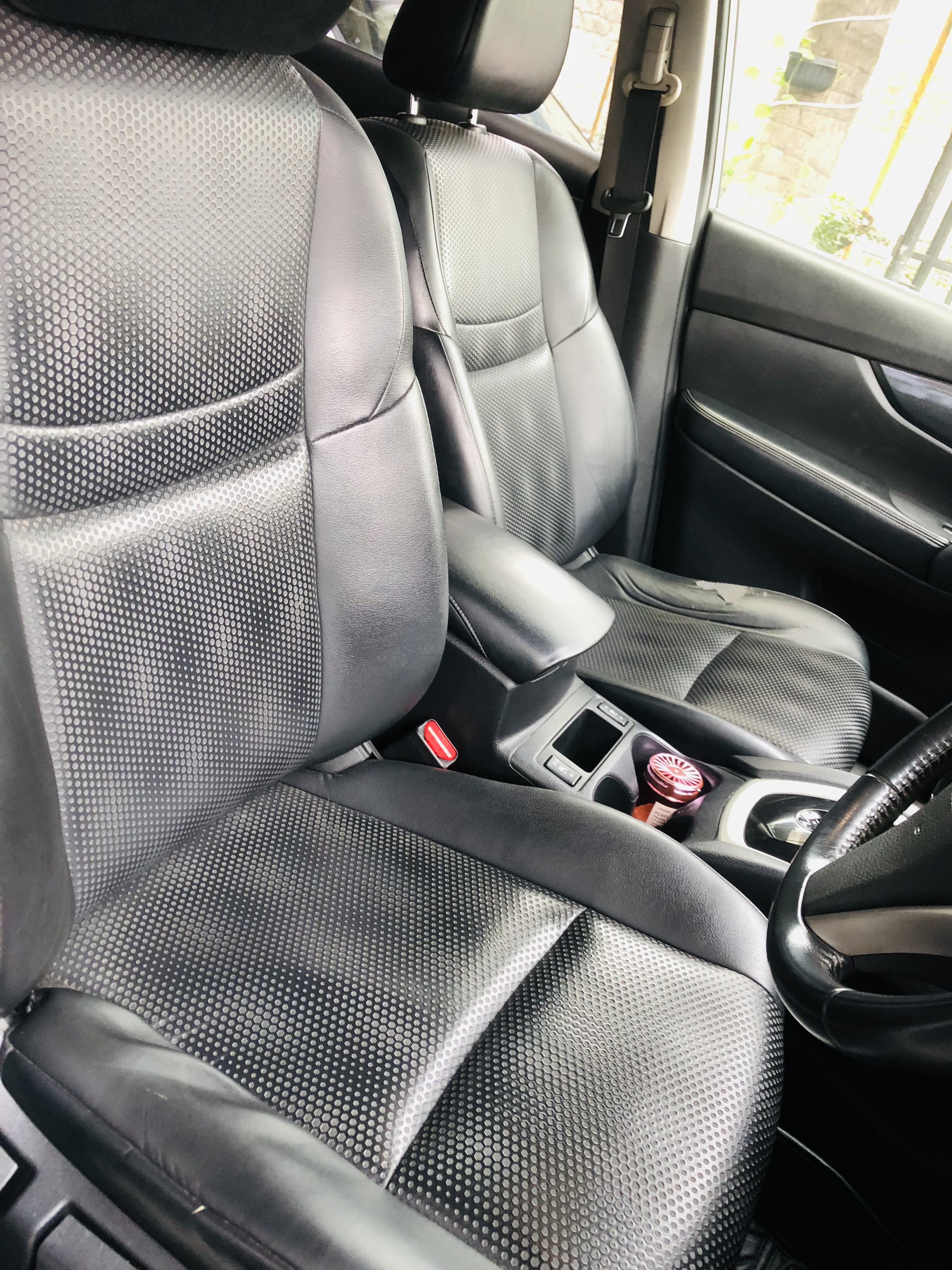Nissan X Trail 2015 - Used SUV sale in Sri Lanka - patpat.lk