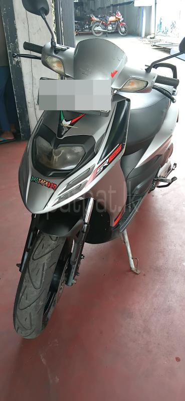 Aprilia SR 2018 - Reconditioned Bike sale in Sri Lanka - patpat.lk