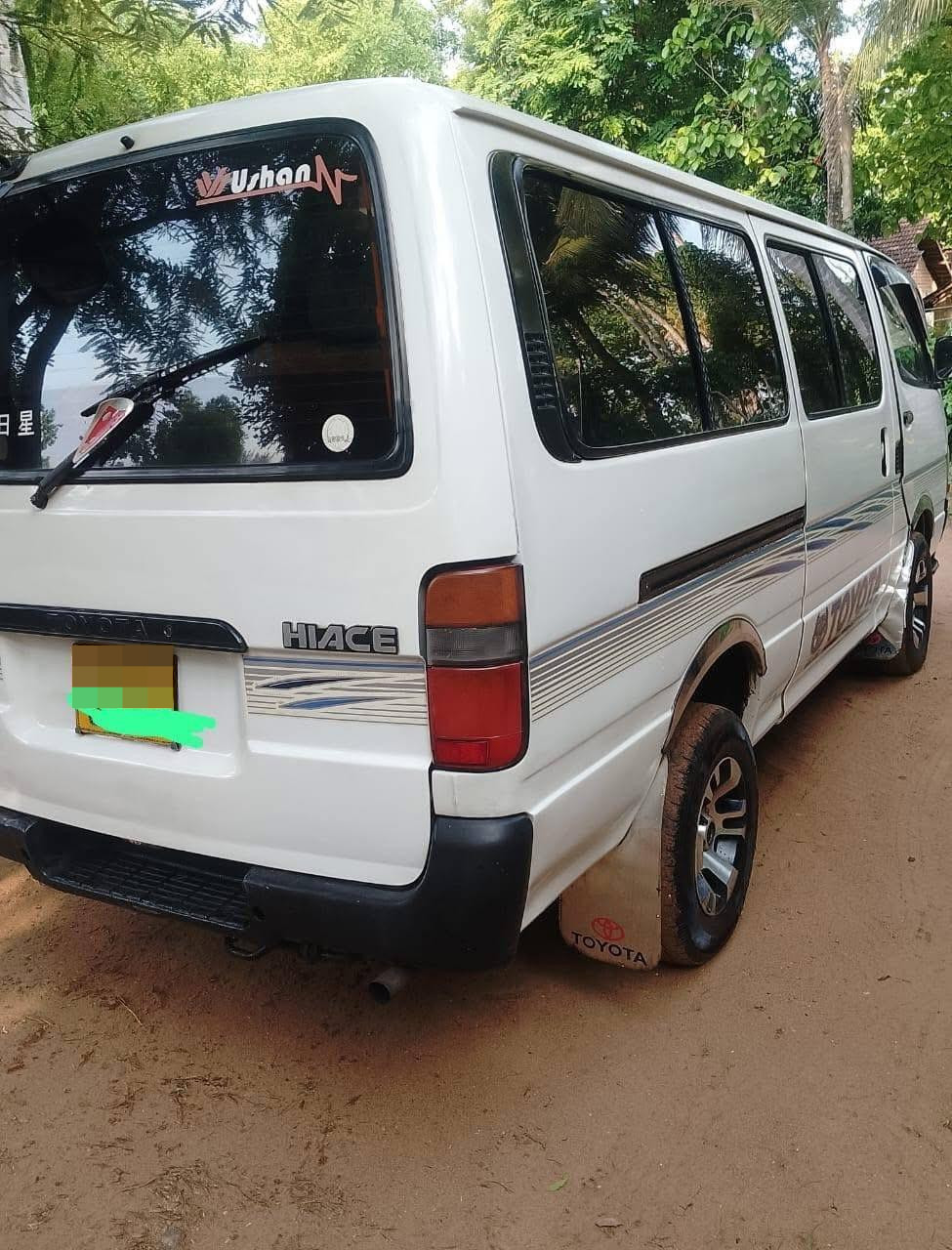 Toyota Hiace 2000 - பயன்படுத்தப்பட்டது வேன் sale in Sri Lanka - patpat.lk