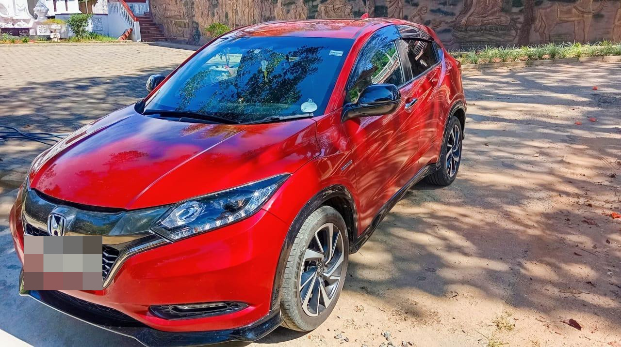 Honda Vezel 2018 - Reconditioned SUV sale in Sri Lanka - patpat.lk
