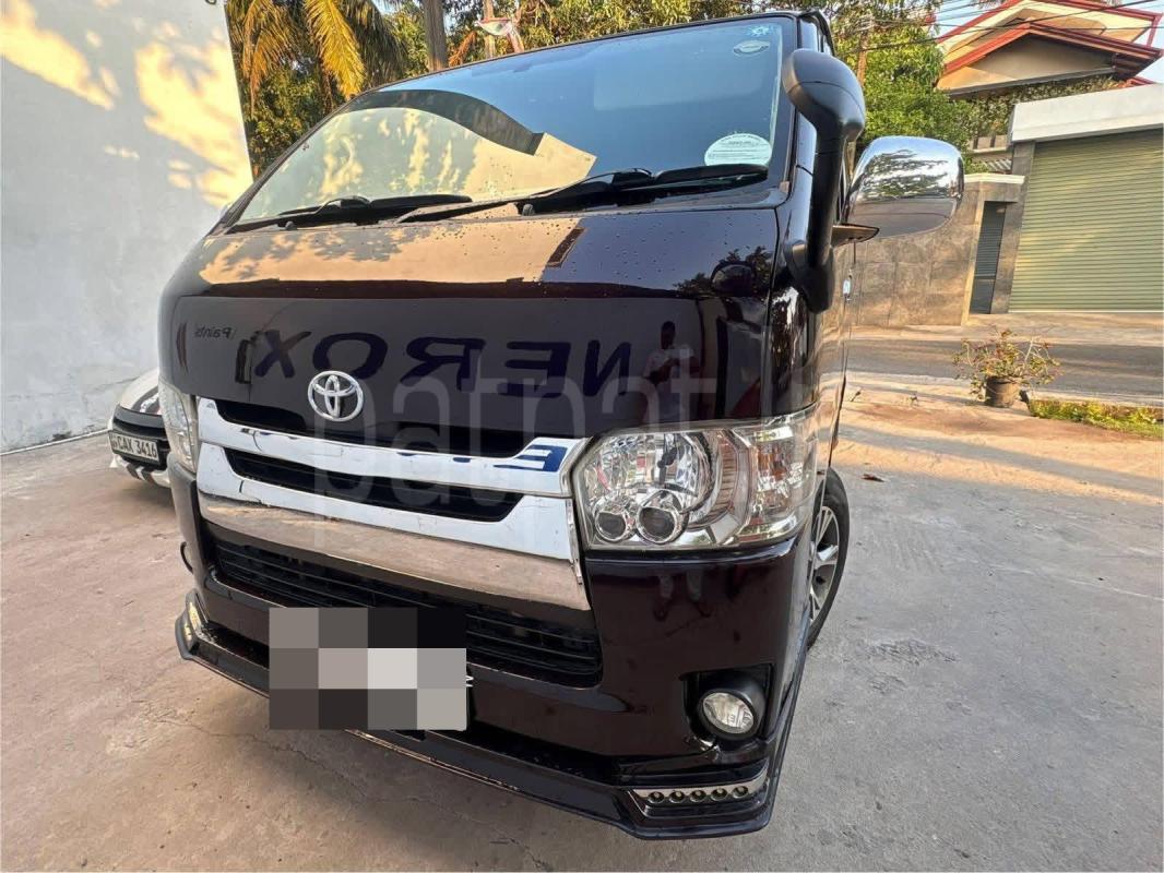 Toyota Hiace 2015 - Used Van sale in Sri Lanka - patpat.lk