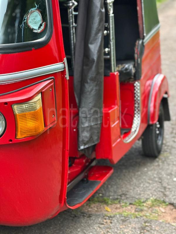 Bajaj 4 stroke 2012 - Used Three wheeler sale in Sri Lanka - patpat.lk