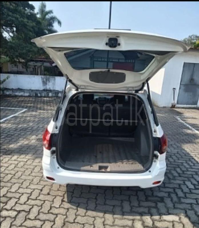 Advertisement image 6