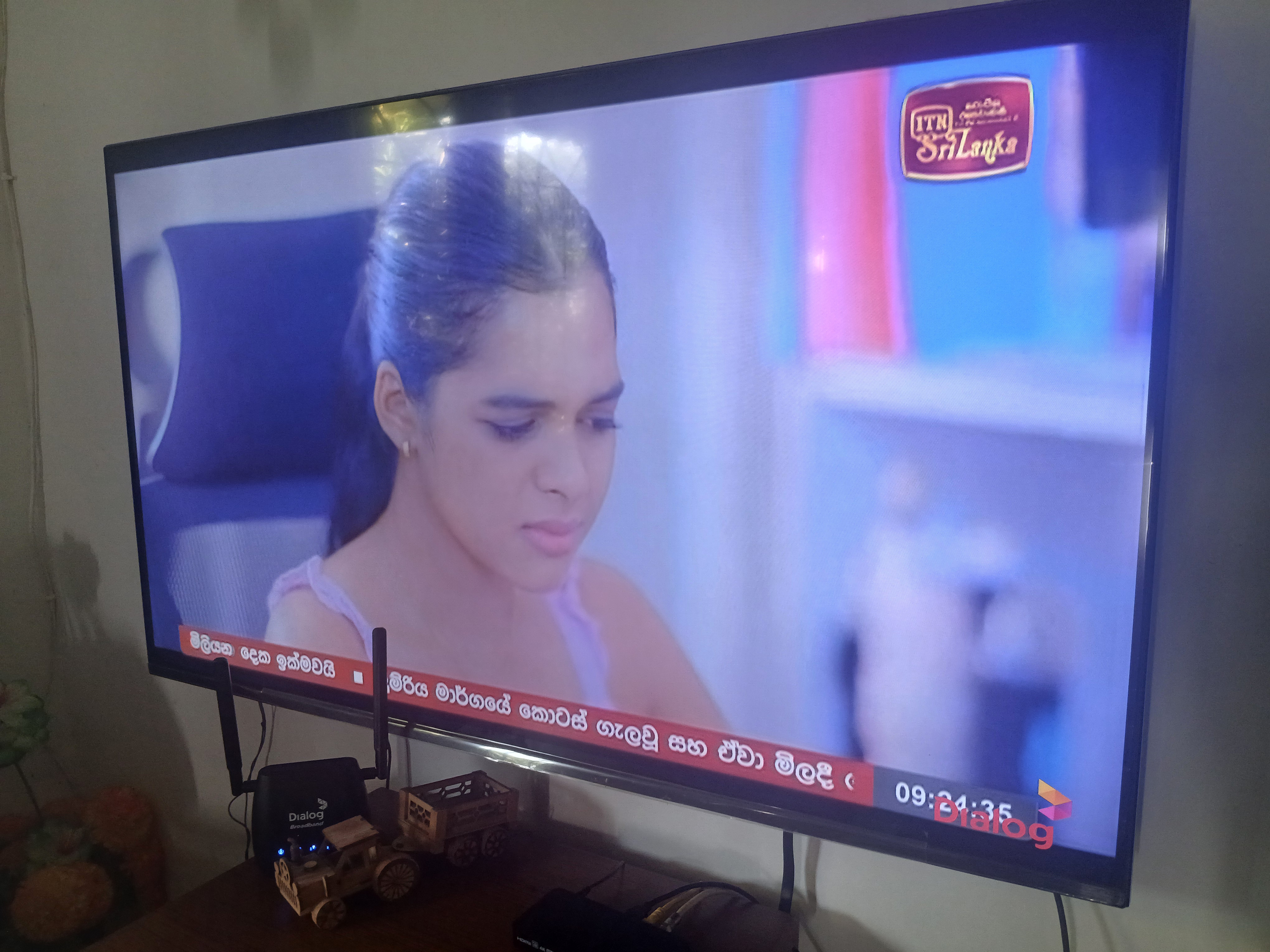 Singer 55" UHD 4K tv