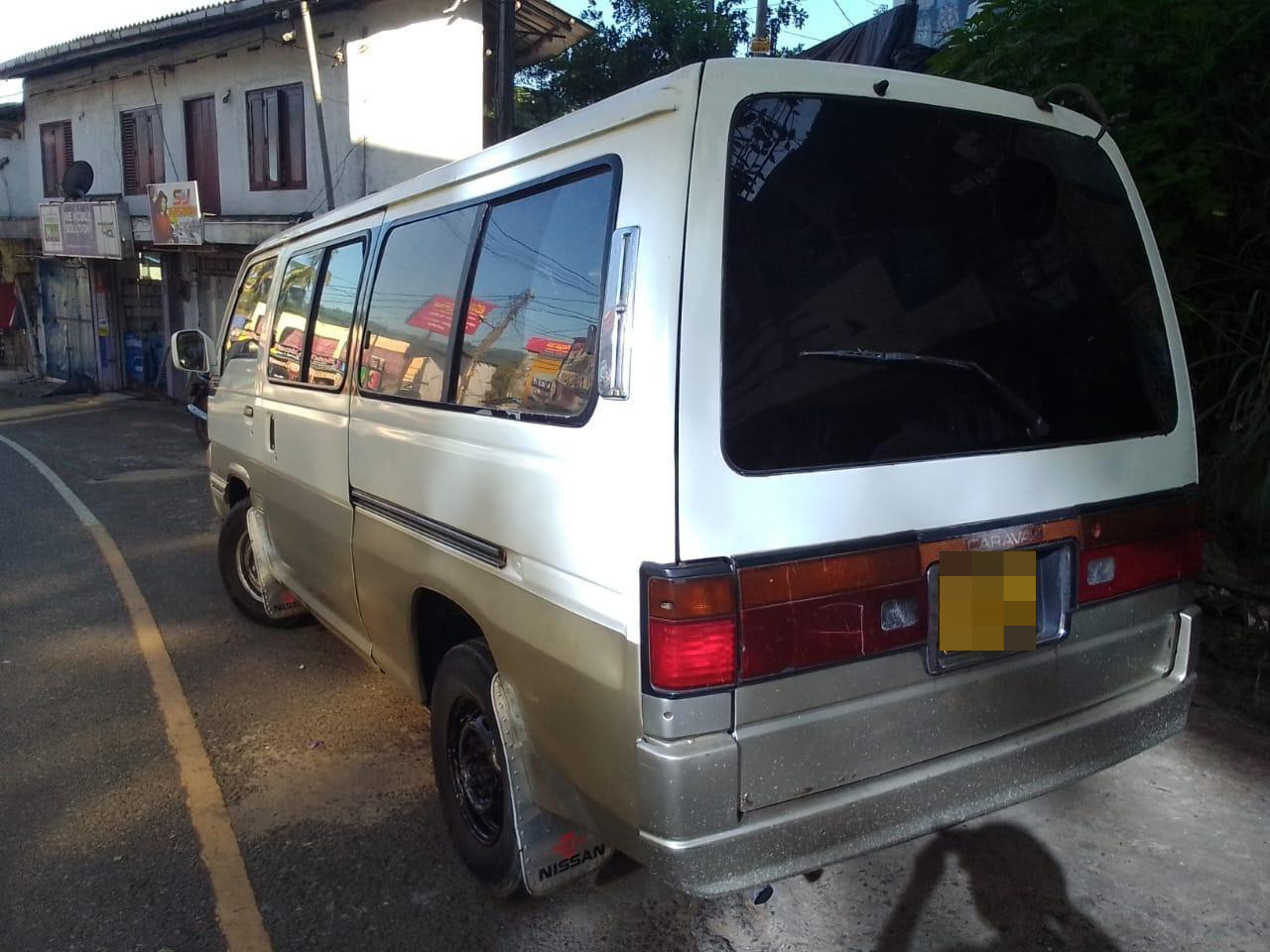 Nissan Caravan 1995 - Used Van sale in Sri Lanka - patpat.lk