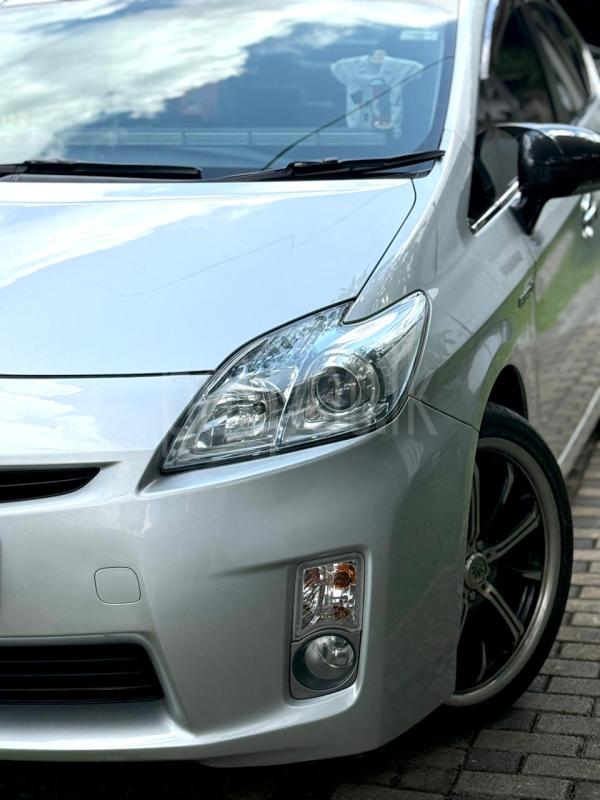Toyota Prius 2011 - Used Car sale in Sri Lanka - patpat.lk